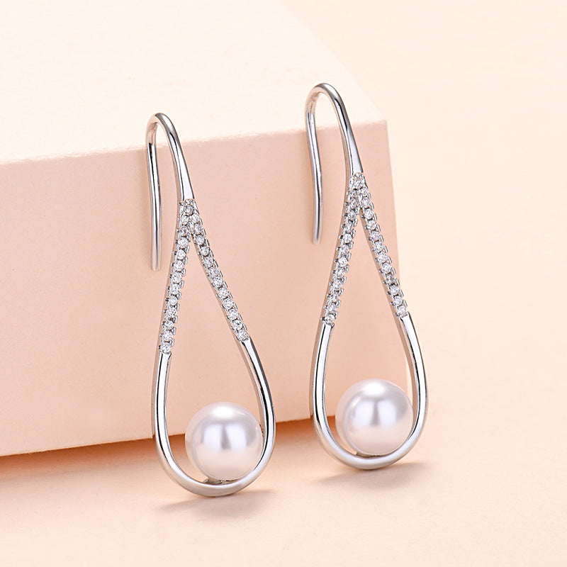 Water Drop Pearl Earrings