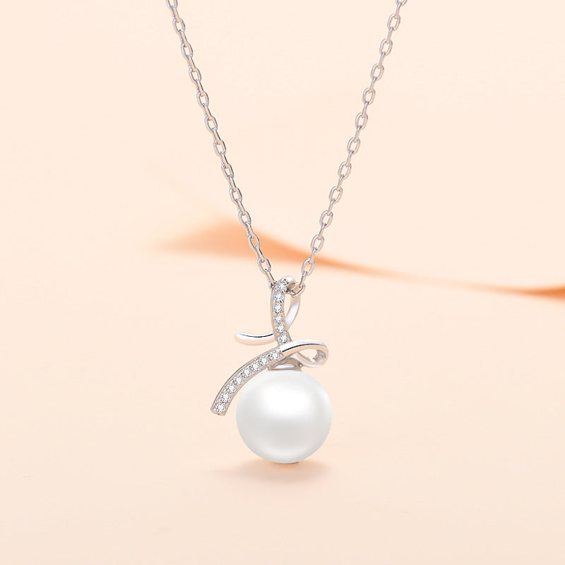 Bow Tie Pearl Necklace